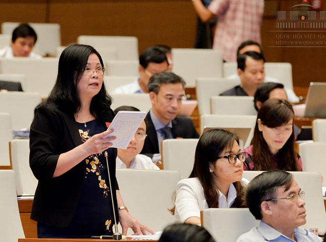 Tham nhung trong bo nhiem can bo anh 1