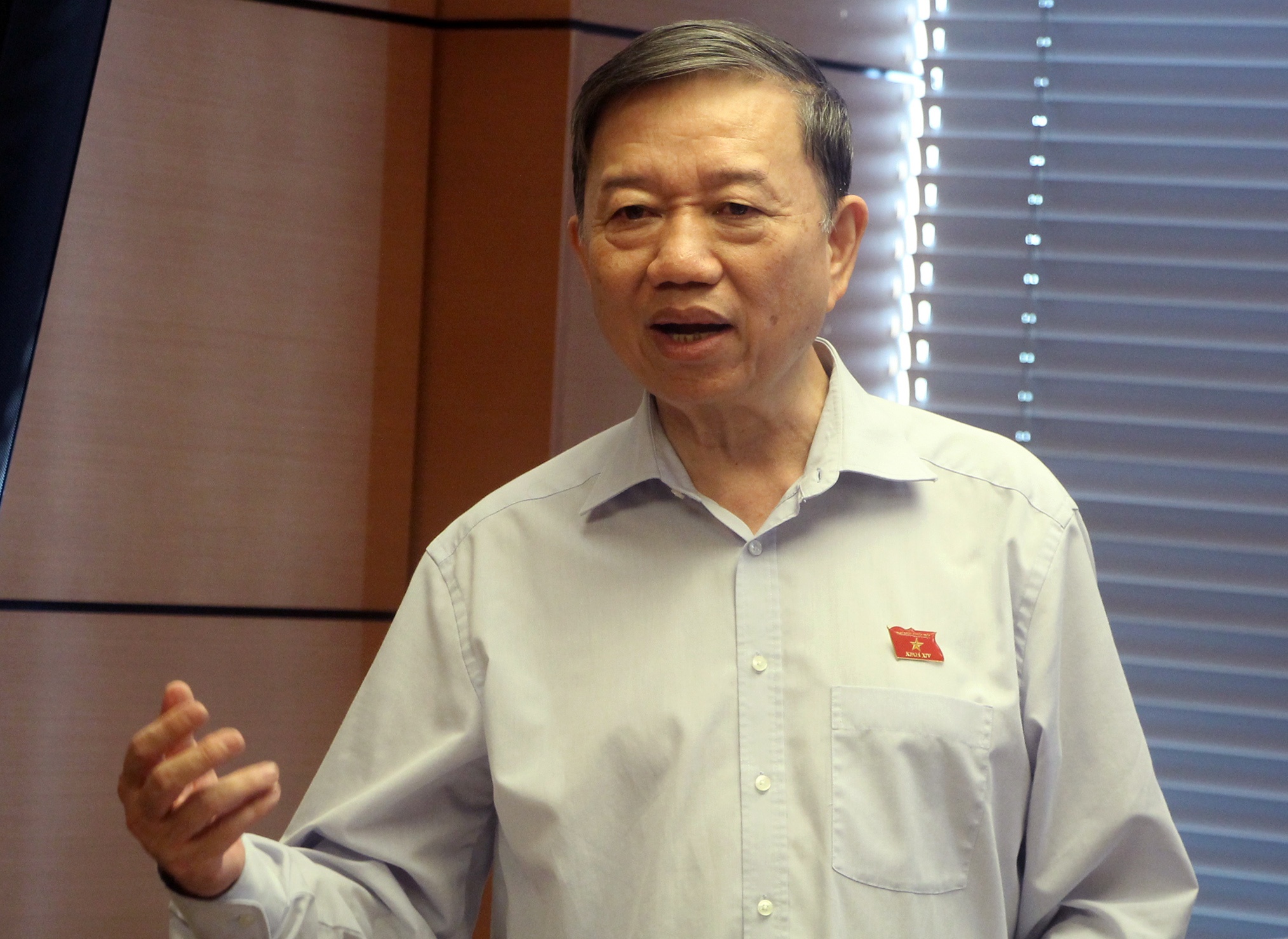 Bo truong Cong an noi ve an ninh mang anh 1