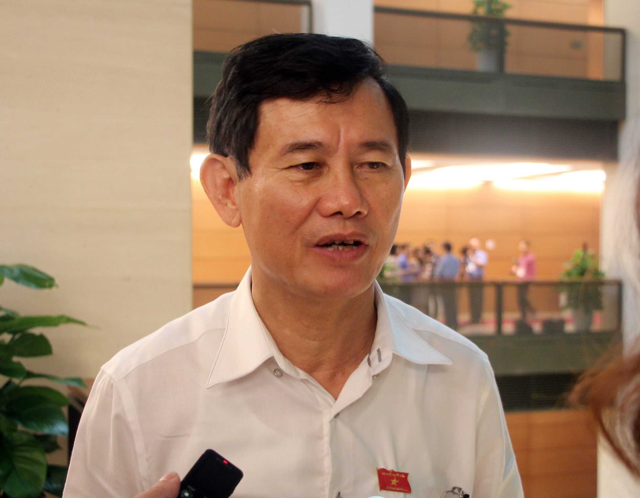 Bắt 2 giáo viên ảnh 2 Bat 2 giao vien anh 2