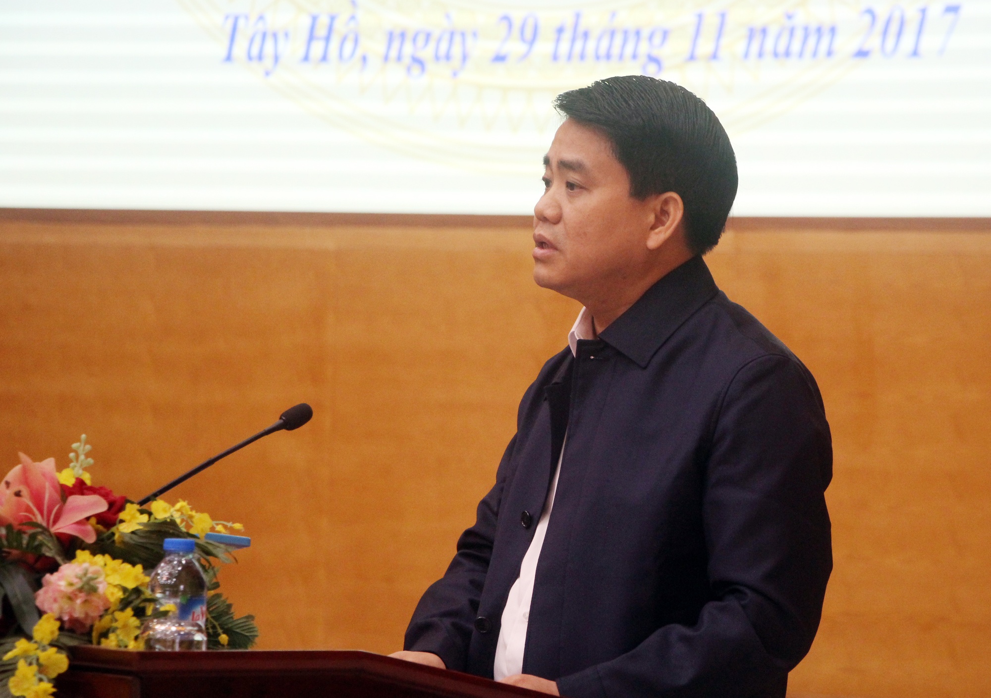 Xa hoi den lan chiem bai song Hong anh 1