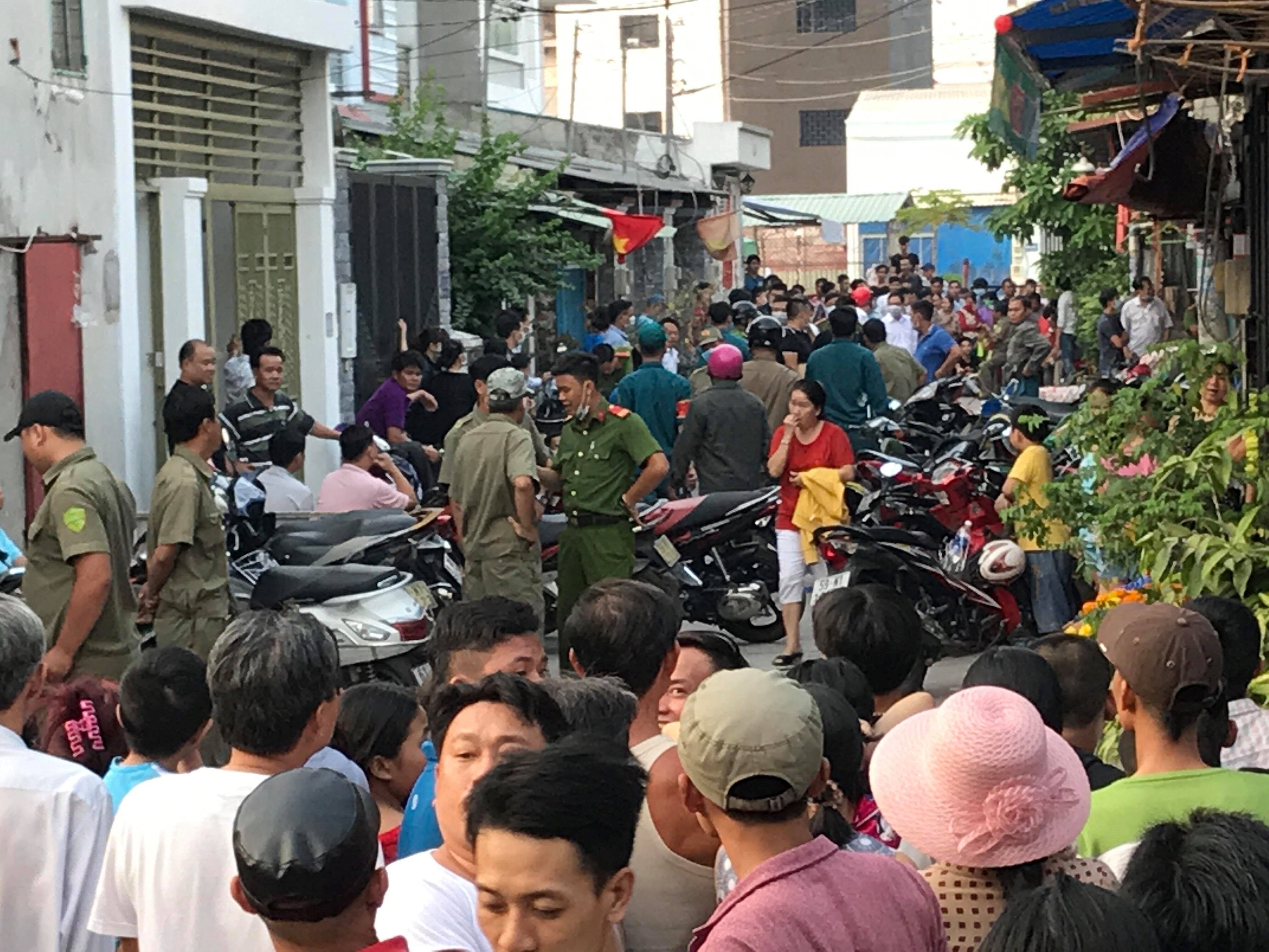 Khoanh vung duoc nghi can sat hai 5 nguoi trong gia dinh hinh anh