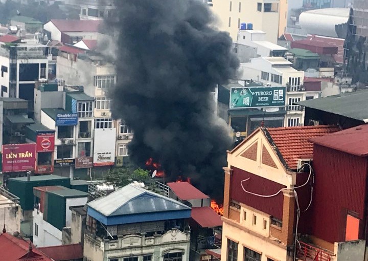 Lua nghi ngut o cua hang dich vu cuoi hoi tai Ha Noi hinh anh