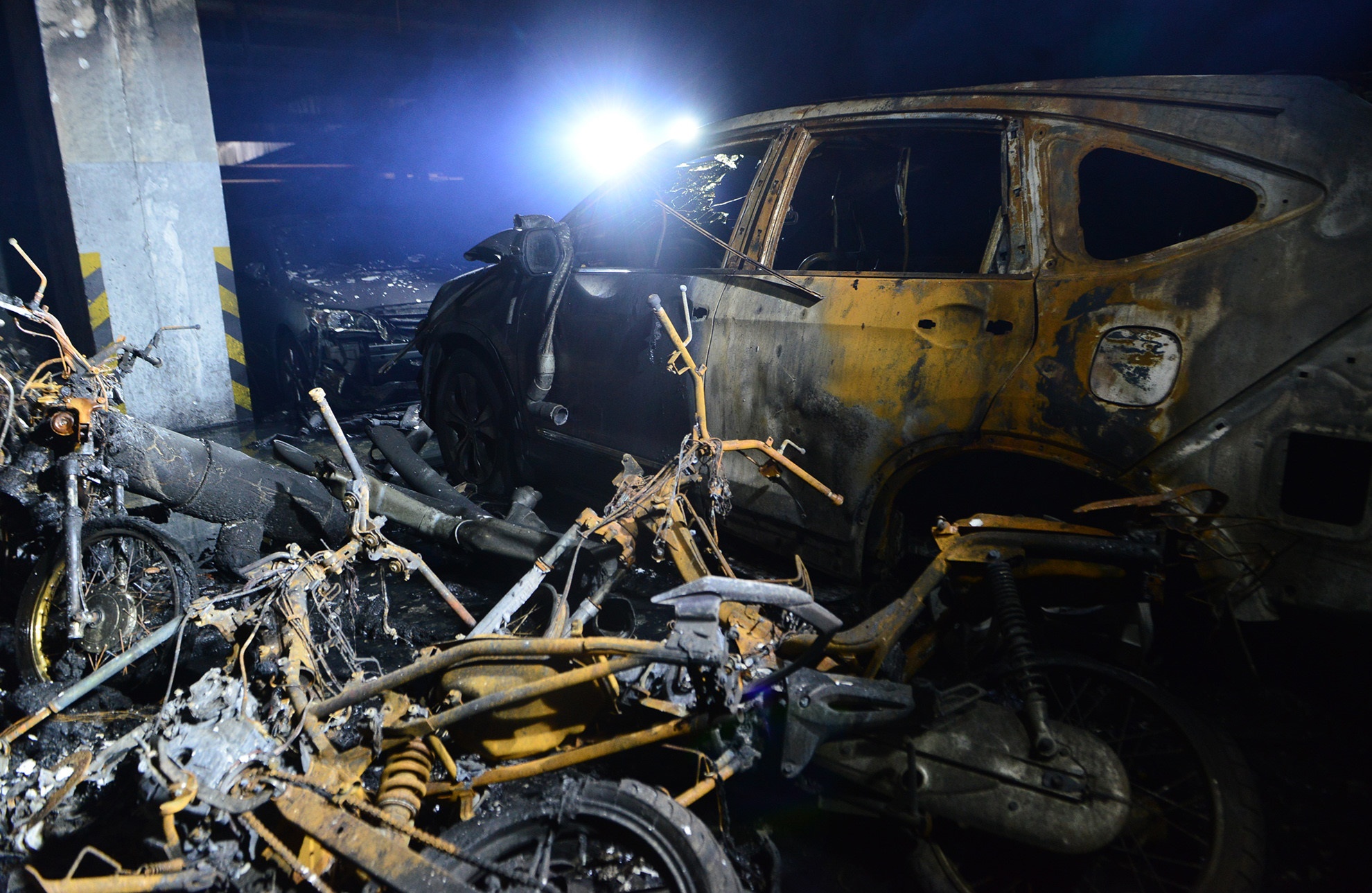 Nhung chinh sach noi bat co hieu luc tu thang 4 hinh anh