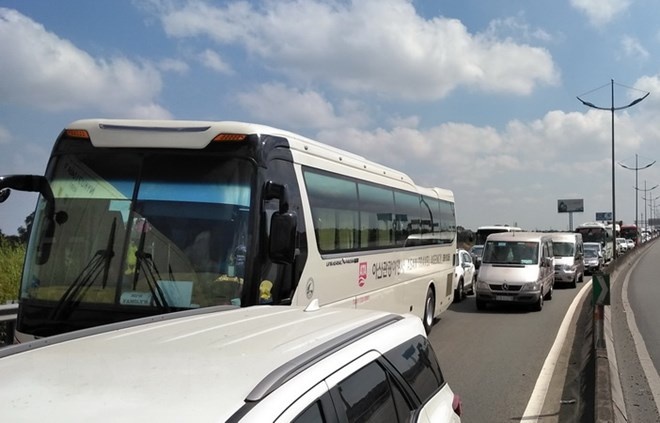 Tai nan tren cao toc TP.HCM - Trung Luong gay ket xe nghiem trong hinh anh