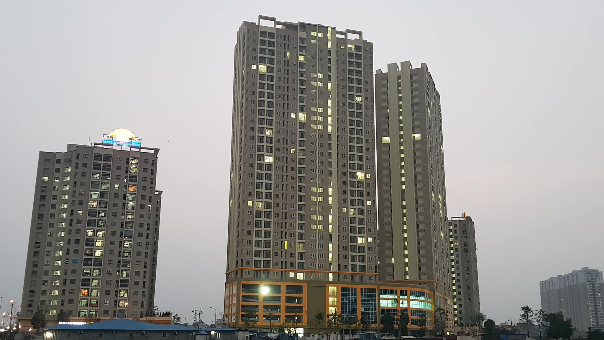 Dan chung cu o Ha Noi 'cong' 8% phi nuoc cho doanh nghiep hinh anh