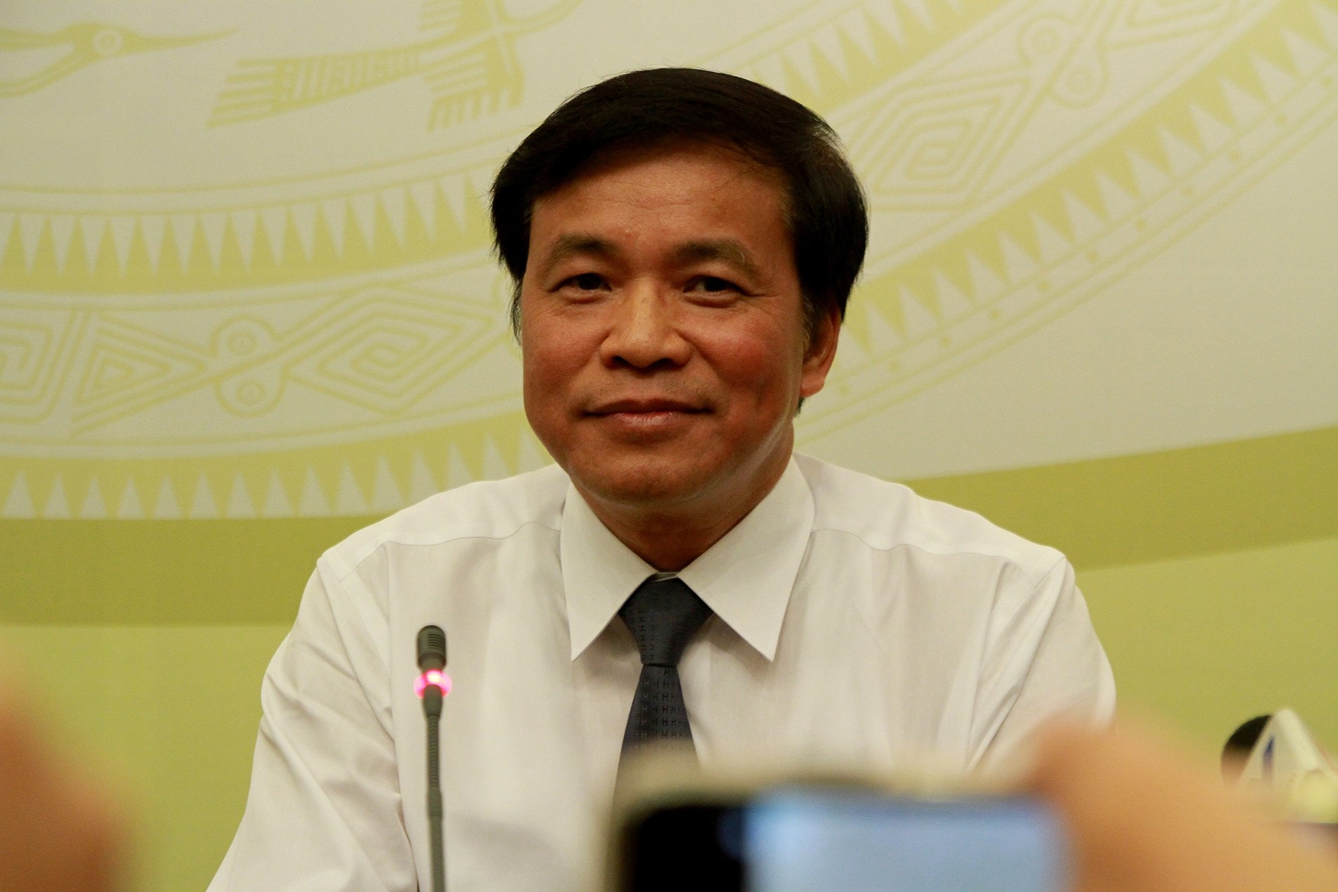 Tong thu ky Quoc hoi noi ve viec chat van Bo truong hinh anh