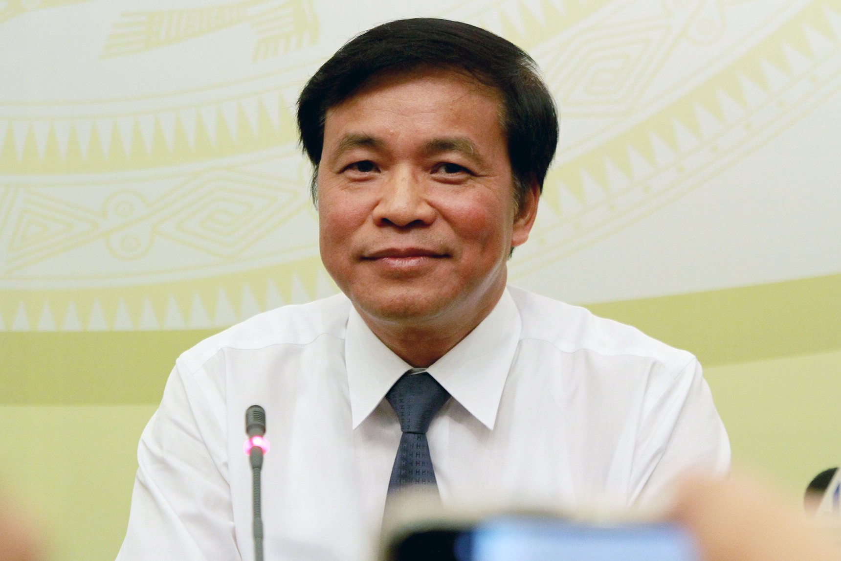 Bo truong GTVT bi chat van anh 1