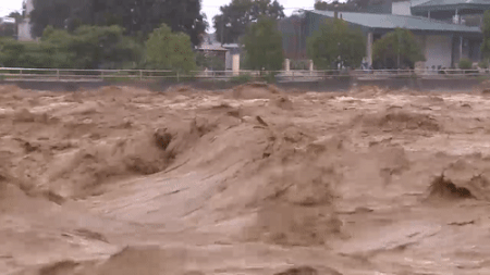 Thuy dien Lai Chau xa lu 8.000 m3/s hinh anh