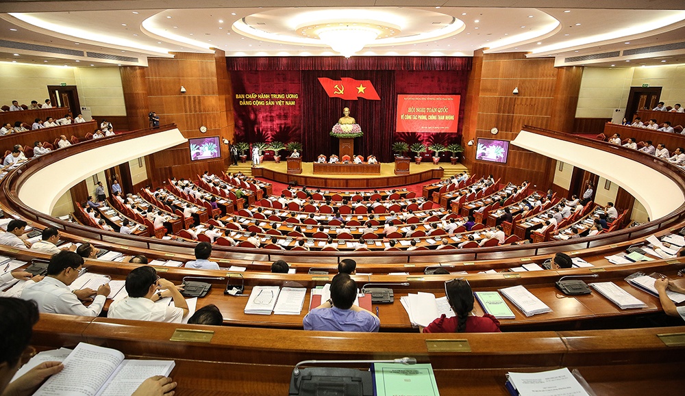 2.700 đảng viên vị xử lý vì tham nhũng ảnh 2 2.700 dang vien vi xu ly vi tham nhung anh 2