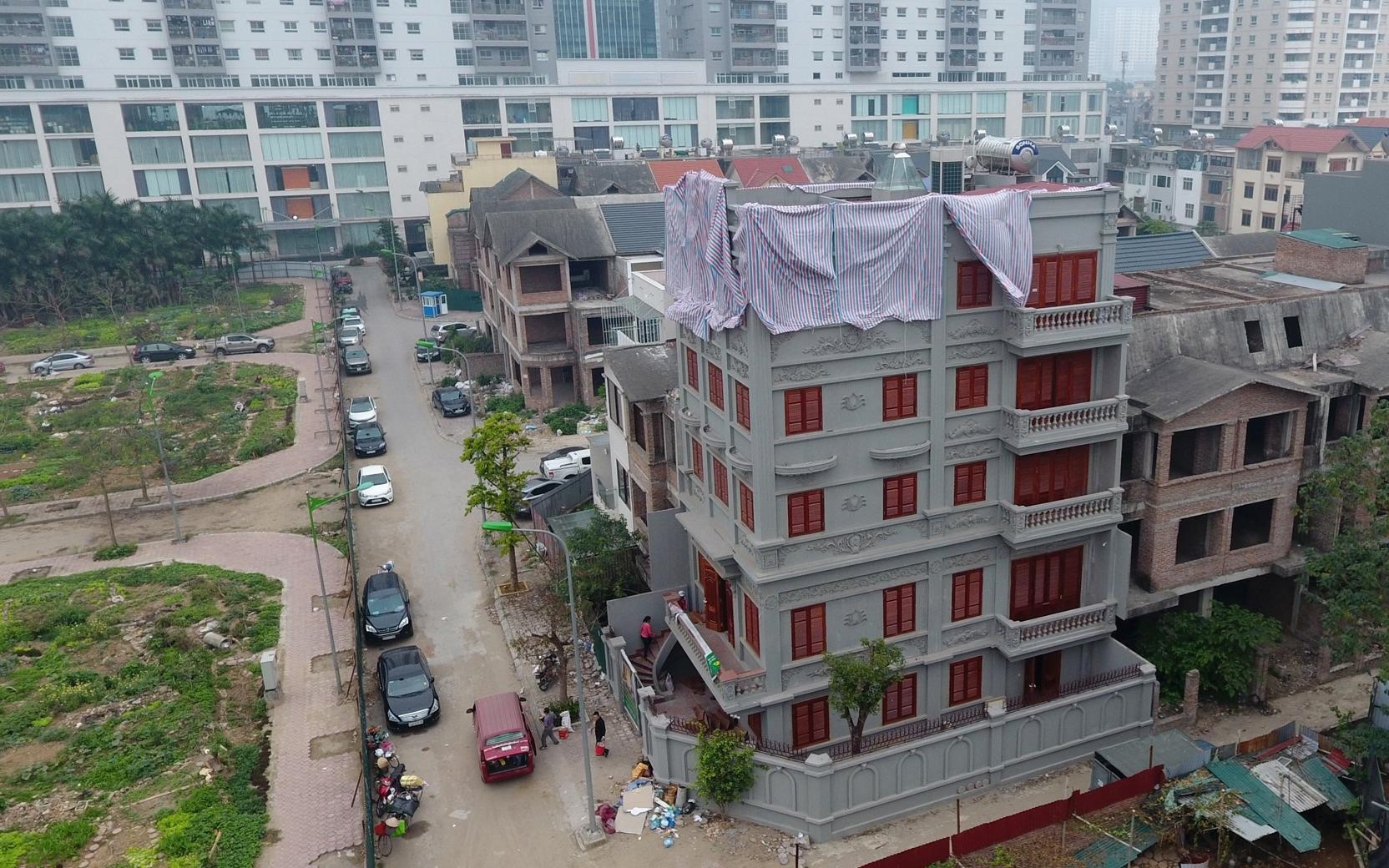 Ha Noi ky luat 34 can bo thanh tra xay dung hinh anh