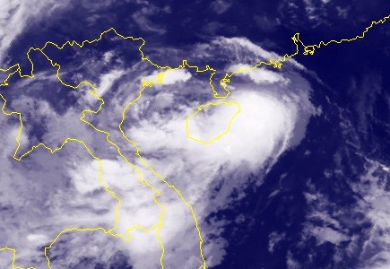 Ap thap nhiet doi quanh quan o vinh Bac Bo hinh anh