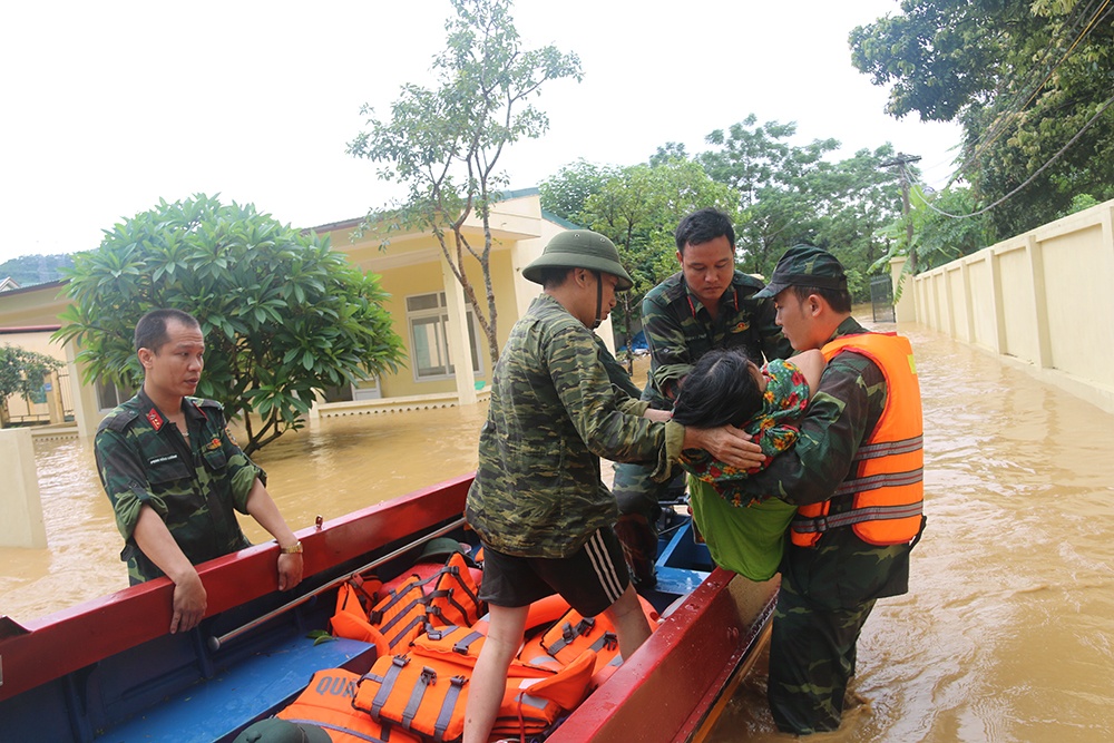 19 nguoi chet vi mua lu anh 1