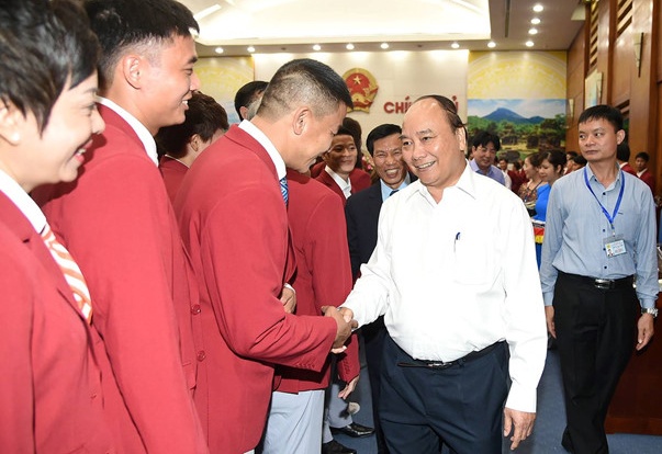 Trinh Bo Chinh tri xin chu truong Ha Noi dang cai SEA Games 31 hinh anh