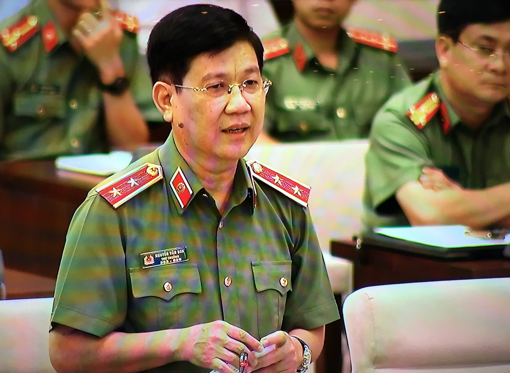 Không có chuyện khép kín xem xét đặc xá ảnh 1 Khong co chuyen khep kin xem xet dac xa anh 1