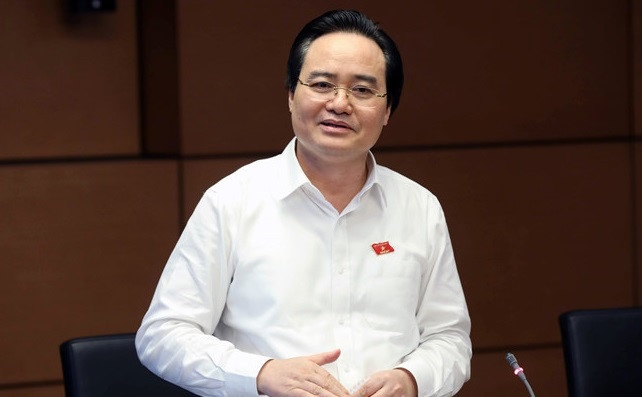 Bo truong Nha xin lui thong qua Luat Giao duc vao nam 2019 hinh anh