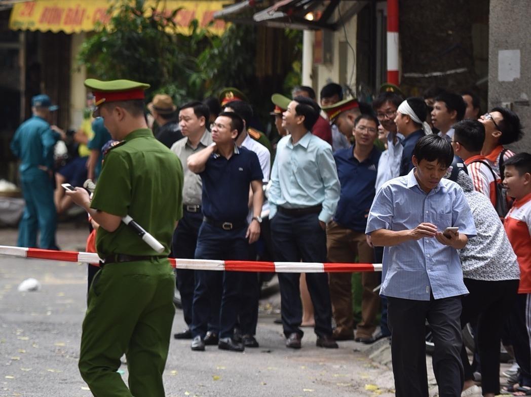 Ha Noi rung lac vi dong dat manh o Trung Quoc hinh anh