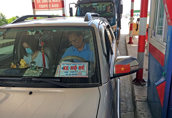 Bo Nong nghiep len tieng viec oto sang duoc gan 'bua ho de' hinh anh