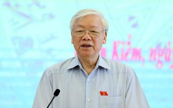 'Khong nen noi Tong bi thu kiem Chu tich nuoc' hinh anh