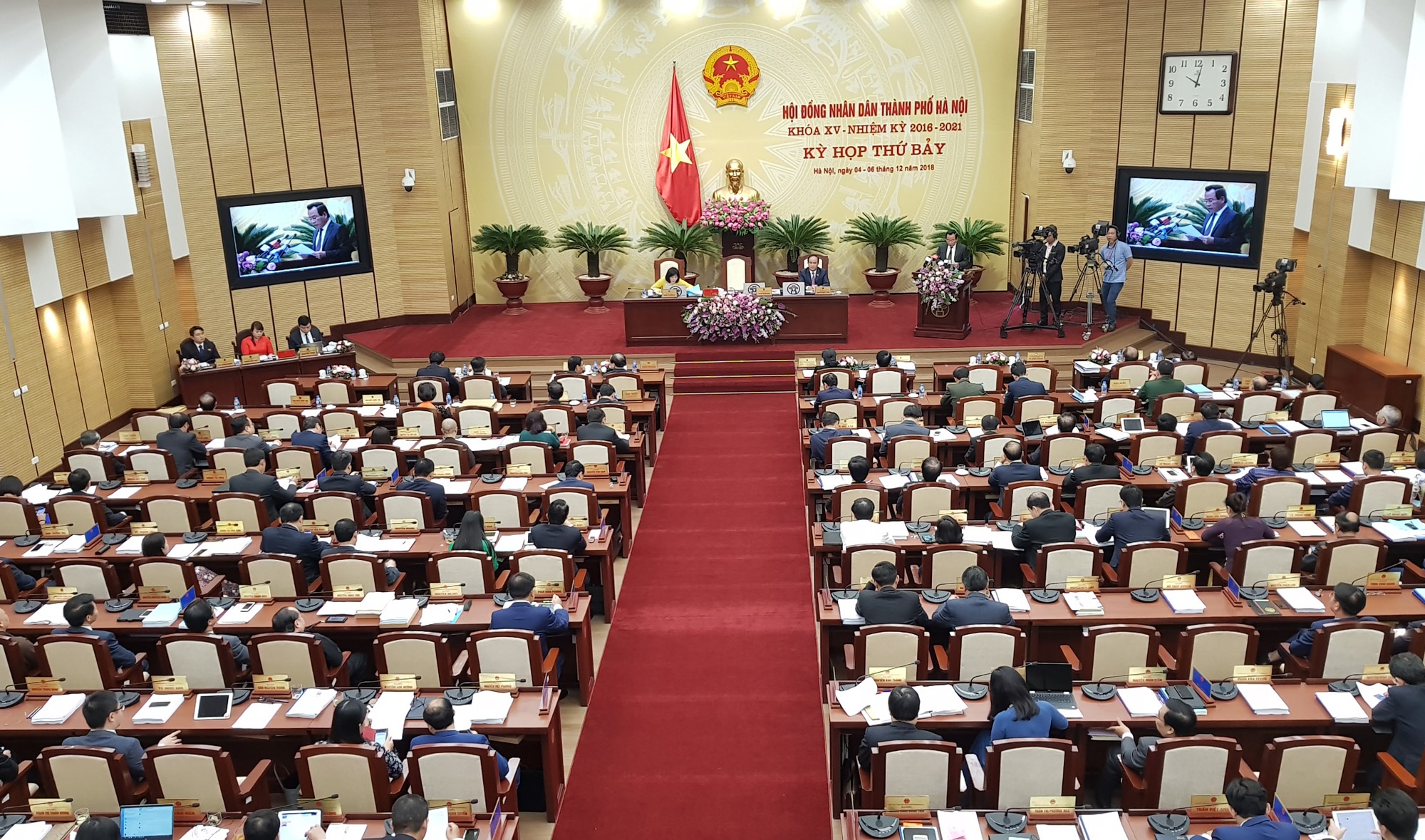 Ha Noi lay phieu tin nhiem lanh dao anh 2