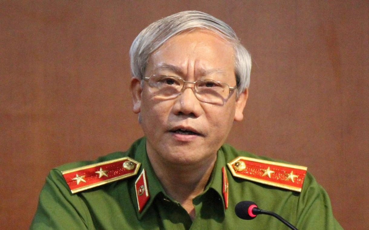 4 tuong cong an, quan doi bi ky luat hinh anh