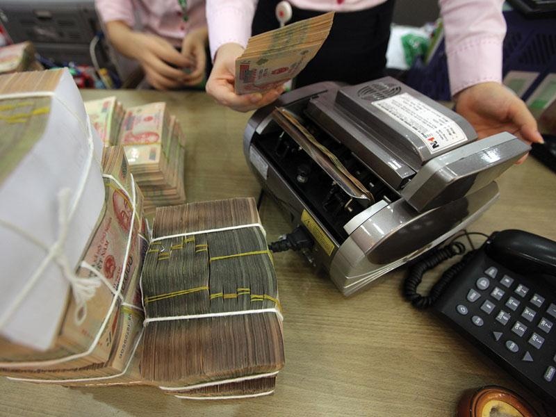 Dang sau ve hao nhoang thu nhap cao cua luong ngan hang hinh anh