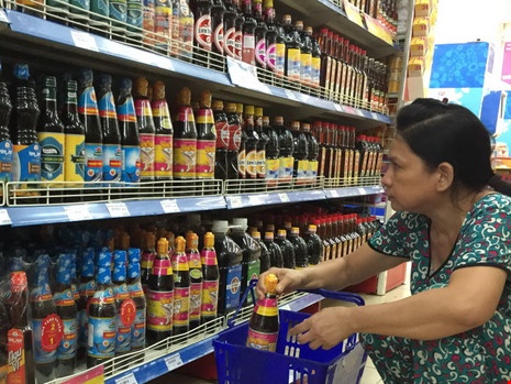 'Chi uong bia cua tinh' la canh tranh thieu lanh manh hinh anh