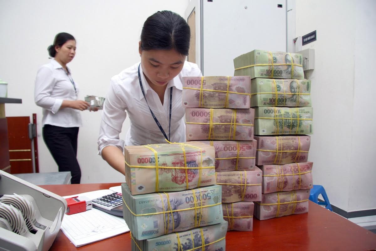 Lai suat huy dong ngan hang,  lai suat cho vay anh 2