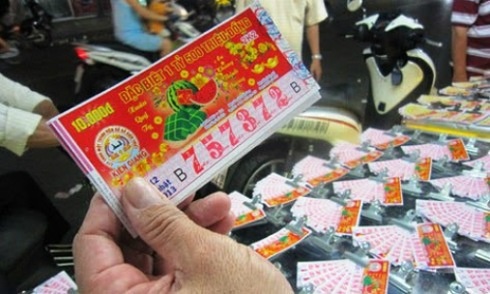 Mot nguoi dan trung thuong 80 to ve so tri gia 19,6 ty dong hinh anh