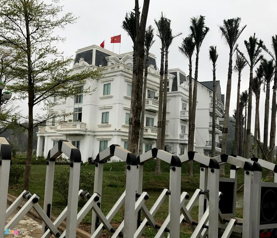 Chúa đảo Đào Hồng Tuyển bắt tay Đất Xanh làm dự án ảnh 2 Chua dao Dao Hong Tuyen bat tay Dat Xanh lam du an anh 2