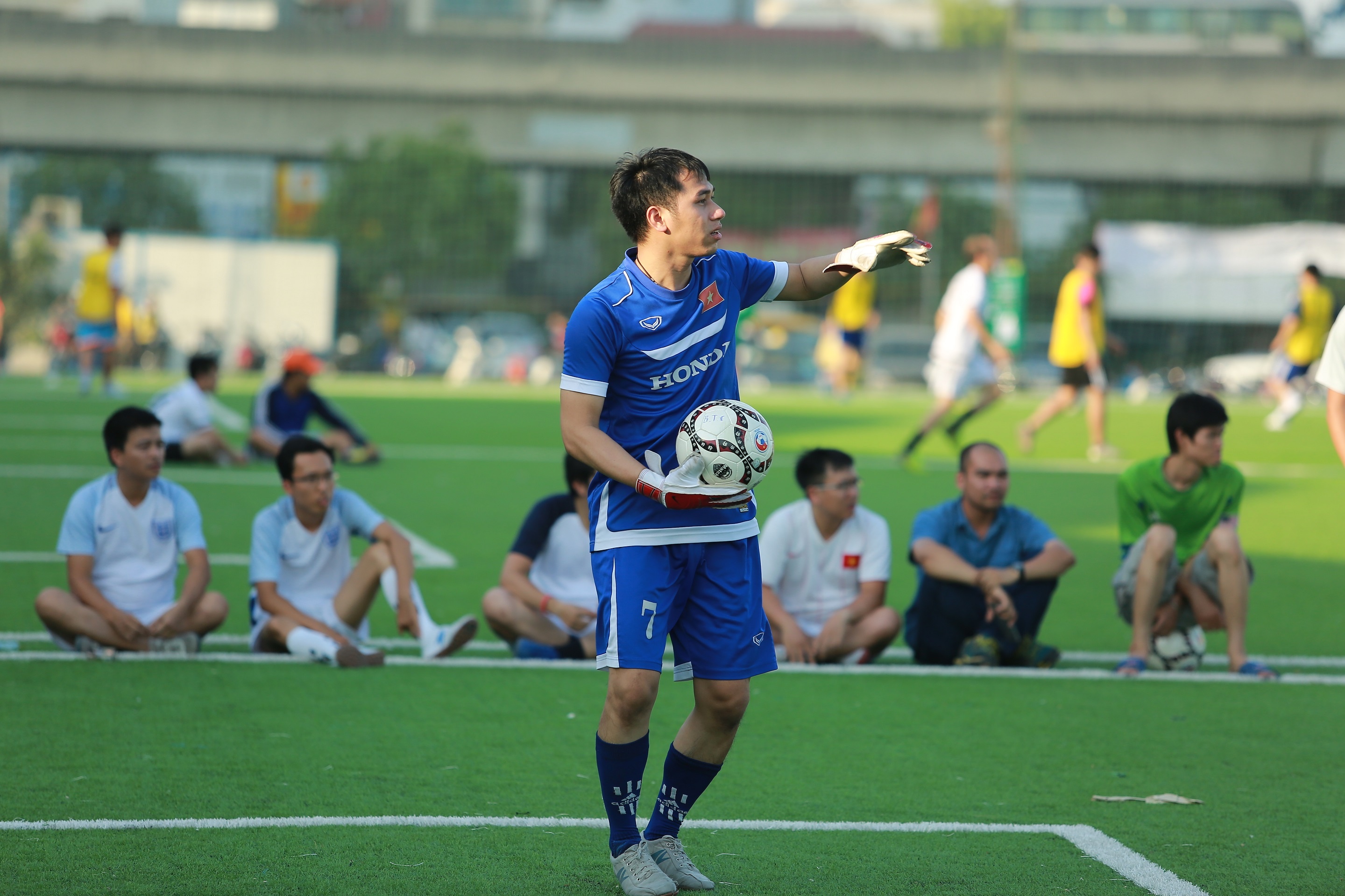 Zing.vn vao tu ket cup bao chi hinh anh