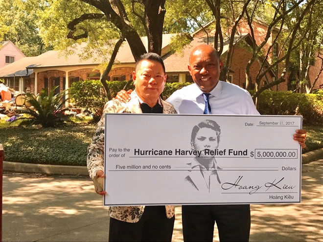 tỷ phú phạm nhật vượng giàu cỡ nào? ảnh 3 ty phu pham nhat vuong giau co nao? anh 3