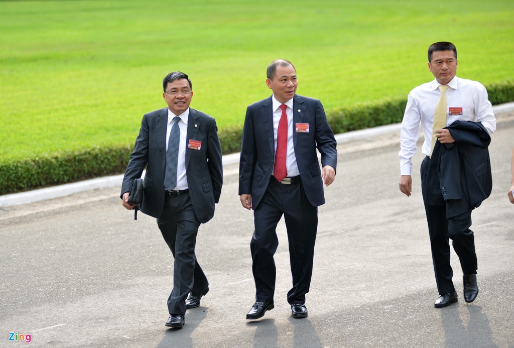 ty phu pham nhan vuong lam oto anh 1