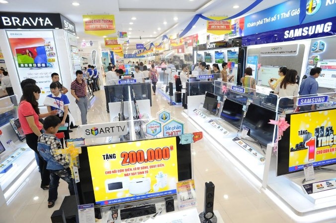 Vo mong ong trum, dai gia dien may lo nang phai ban than hinh anh