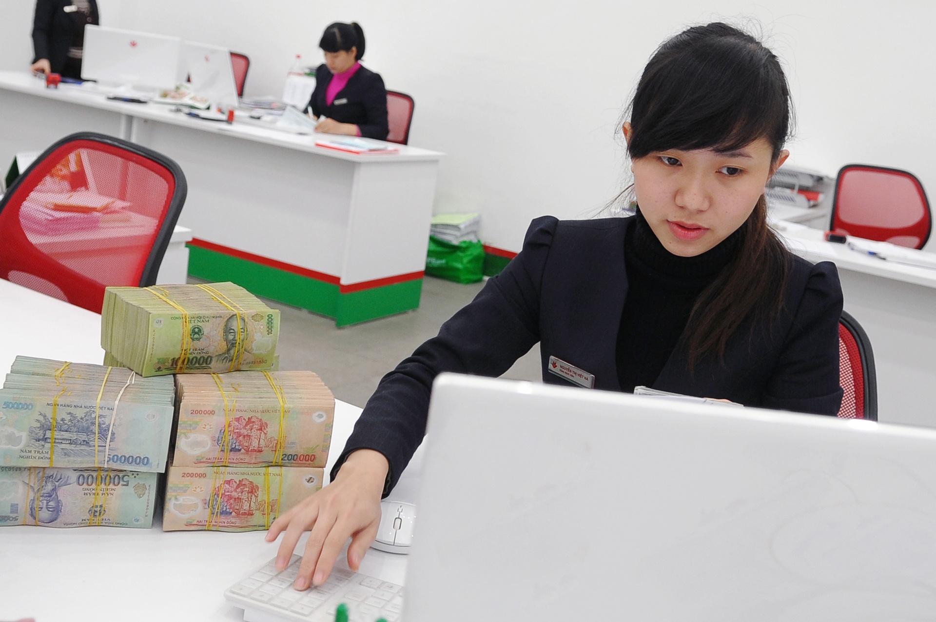 Loi nhuan ngan hang tang ky luc, nho dau? hinh anh