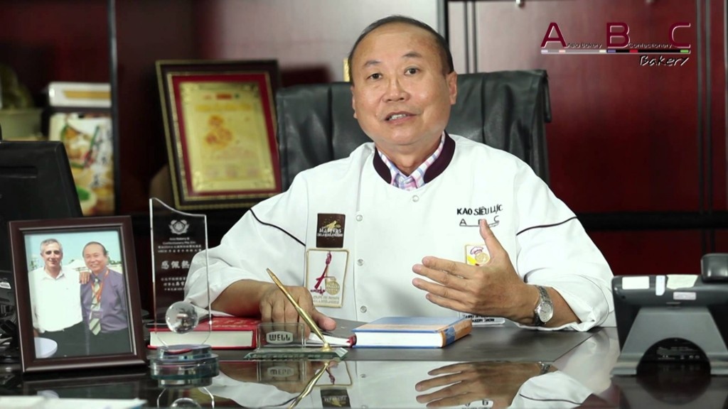 vo chong doanh nhan ly hon anh 2