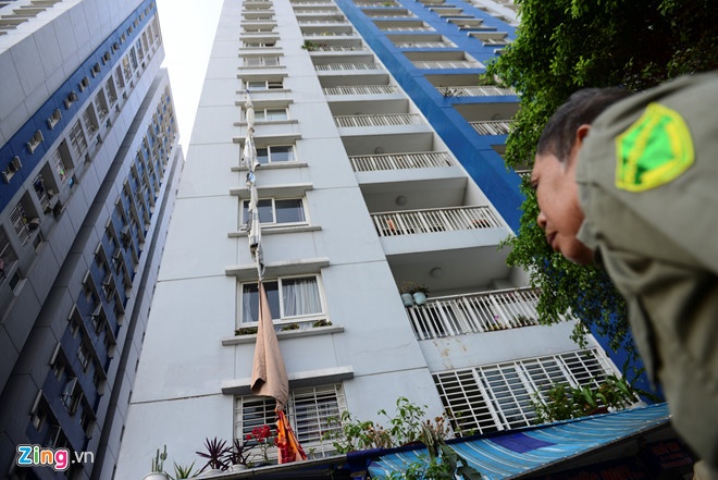 mot ngoi nha dang ganh bao nhieu loai thue phi anh 1