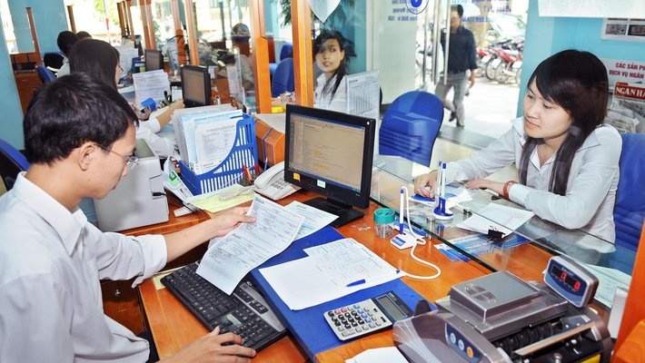 Hang tram lanh dao nganh thue truoc nguy co 'mat ghe' hinh anh