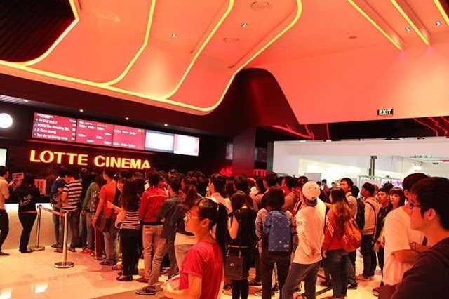 Lotte Cinema bi phat 26,5 trieu dong sau vu may pha sua co gioi hinh anh