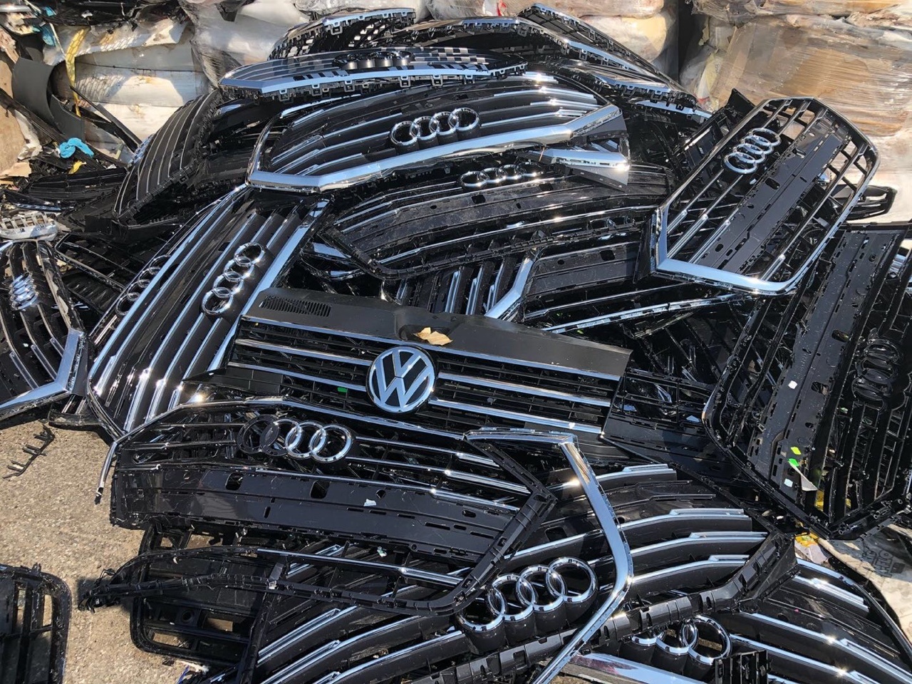 Phe lieu ton dong, cang tu choi nhap hang, doanh nghiep lo lang hinh anh