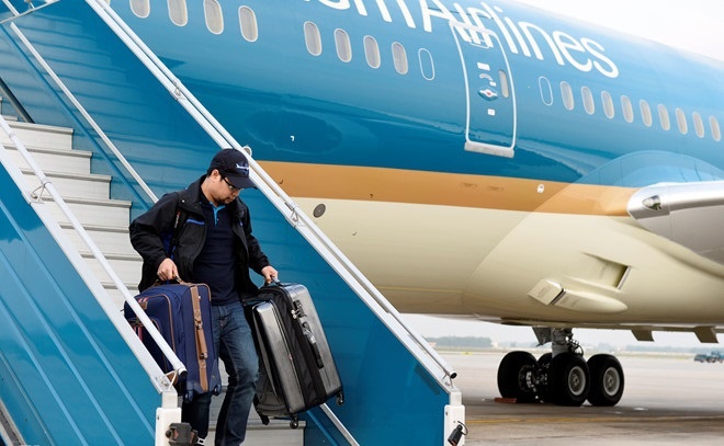 Vua hang hieu, ba chu san golf voi tham vong nganh dich vu hang khong hinh anh