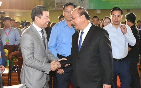 Thu tuong mong cac nha dau tu deu tai tinh nhu tuyen bong da Viet Nam hinh anh