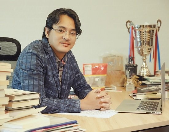 Co phieu Yeah1 lien tiep giam san, von hoa 'boc hoi' 1.000 ty hinh anh