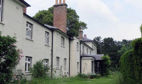 Noi o moi cua Hoang tu Anh anh 6