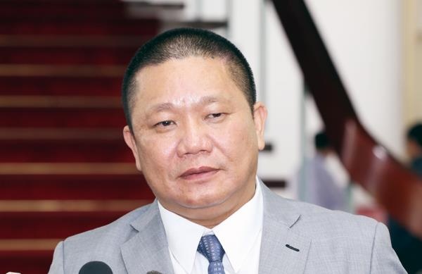 ‘Vua ton’ Hoa Sen cung luc dong cua 70 chi nhanh hinh anh