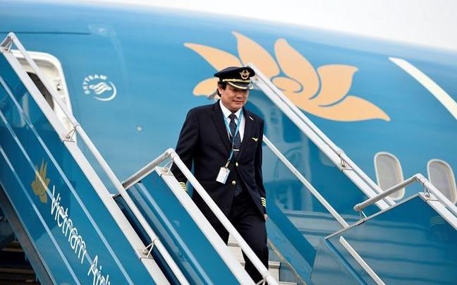 Vietnam Airlines lo 'chay mau' luc luong phi cong hinh anh