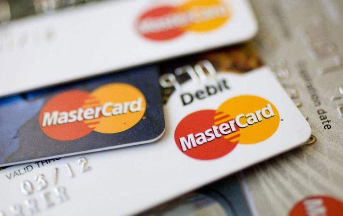 NHNN yeu cau xem lai cach tinh lai the tin dung sau vu no the 8,8 ty hinh anh