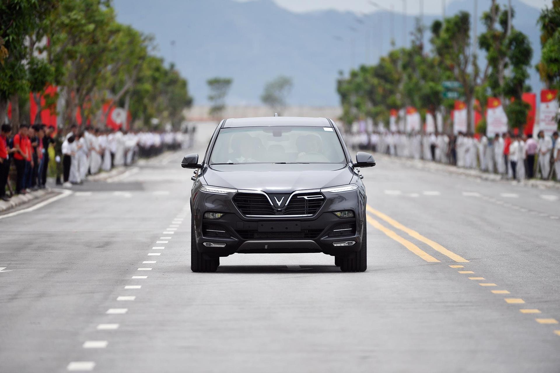 Cong ty san xuat nhua cho VinFast giam hon mot nua von dieu le hinh anh