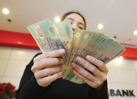 4 ngan hang tra luong nhan vien binh quan tren 30 trieu/thang hinh anh