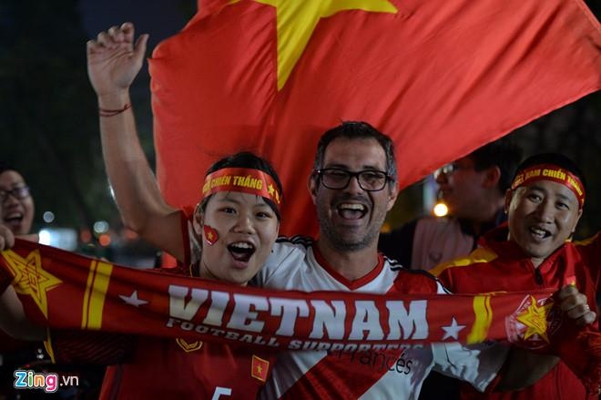 nguoi nuoc nguoi thich lam viec o viet nam anh 1