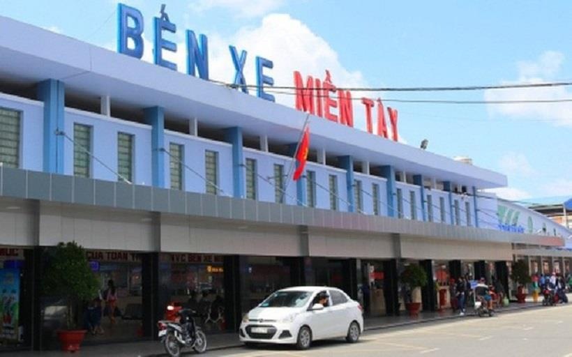 Ben xe Mien Tay chi hang tram ty dong chia co tuc hinh anh